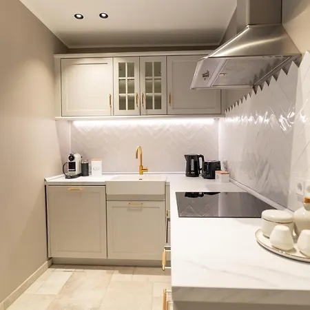 Apartment Wunderschoenes Altbaujuwel In Ruhiger Innenstadtlage *