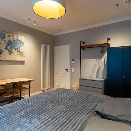 Apartment Wunderschoenes Altbaujuwel In Ruhiger Innenstadtlage *