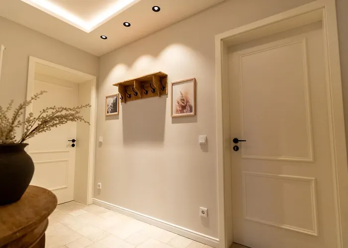 Appartement Wunderschoenes Altbaujuwel In Ruhiger Innenstadtlage Augsburg